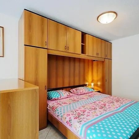 Apartment Marica Pula